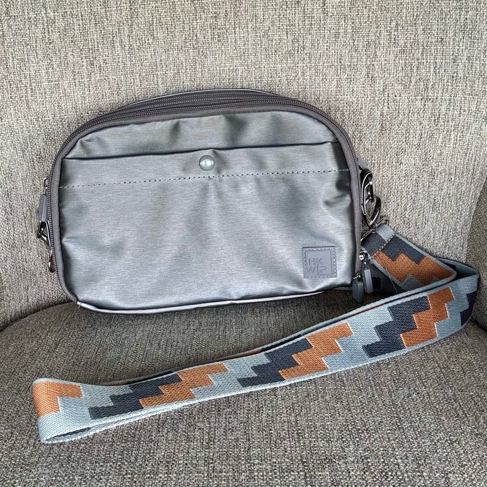 IHKWIP Convertible Crossbody Bag - Gray/Silver